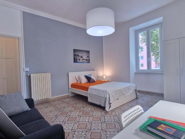 Viale Angelico, 261 Stanza 64
