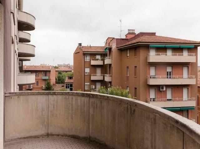 Viale Giovanni Vicini, Bologna, Emilia Romagna 40134