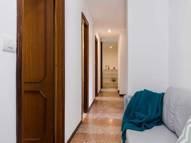 Viale Giovanni Vicini, Bologna, Emilia Romagna 40134