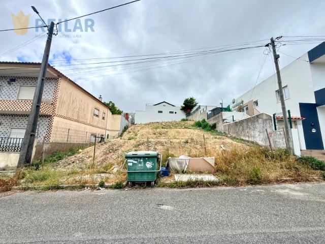Vialonga Terreno 365 m2