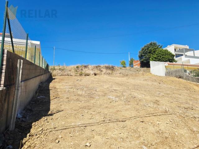 Vialonga Terreno 337 m2
