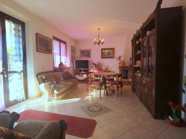 Viareggina in vendita a Arena Metato San Giuliano Terme 195 mq Rif: 1359444