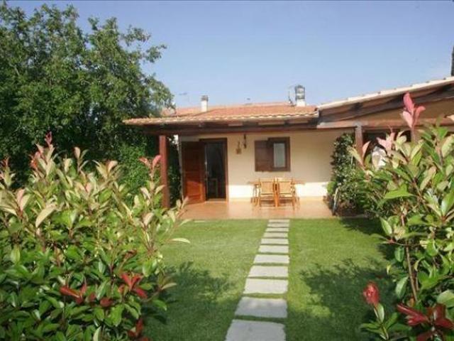 Viareggina in vendita a Santa Maria Campi Bisenzio 330 mq Rif: 1414802