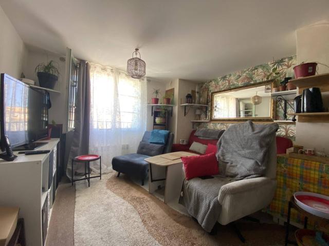 VIAS APPARTEMENT T3 LOUÉ 54m²