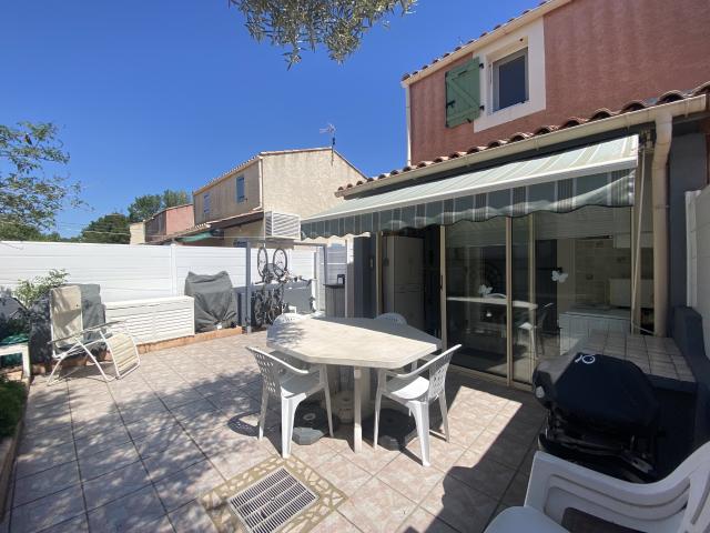 VIAS PLAGE MER A PIED MAISON TERRASSE STATIONNEMENT PRIVATIF 2 CHAMBRES