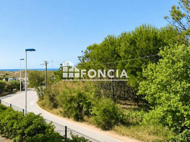 Vias Plage – Appartement T2 en résidence front de mer avec piscine et parking privé