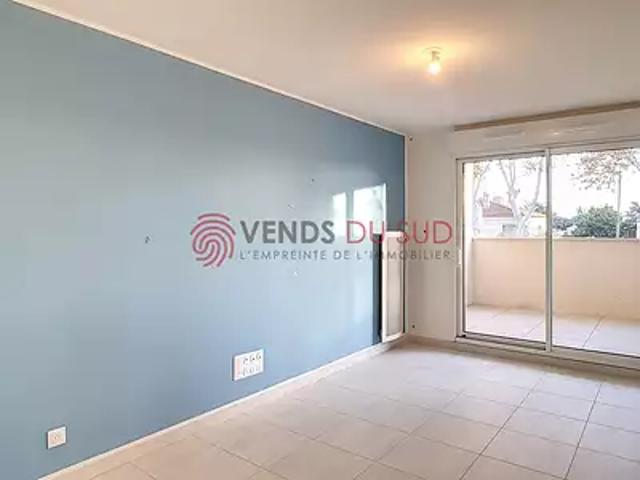 Vias 34450 Location appartement 2 pièces t2 terrasse