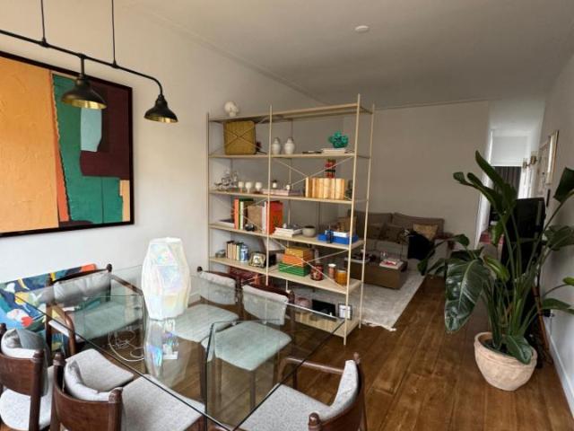 Vibrant & cozy 2BR apartment in Oud West