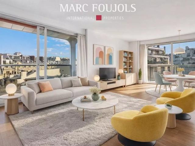 Victor Hugo Foch/ Pied à terre idéal