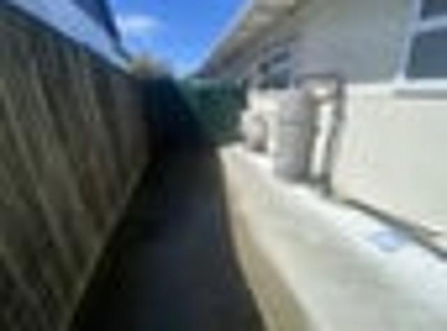 Victoria, 1 bedroom, $400 pw