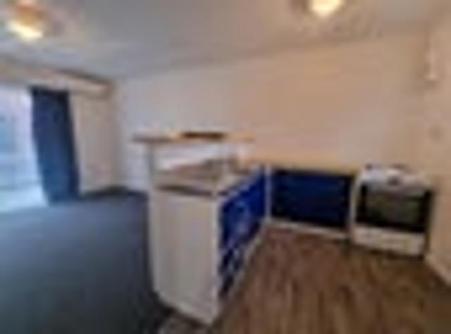 Victoria, 1 bedroom, $400 pw