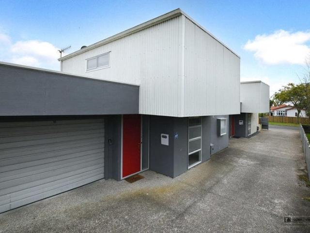 victoria, 3 bedrooms