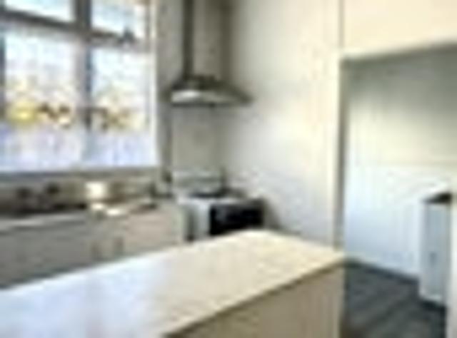 Victoria, 3 bedrooms, $620 pw