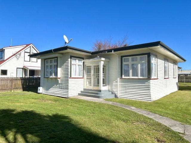 victoria, 3 bedrooms