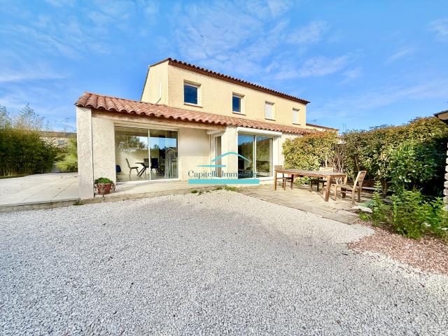 Vic La Gardiole villa T4 de 100 M2 parcelle d'angle de 400 m2