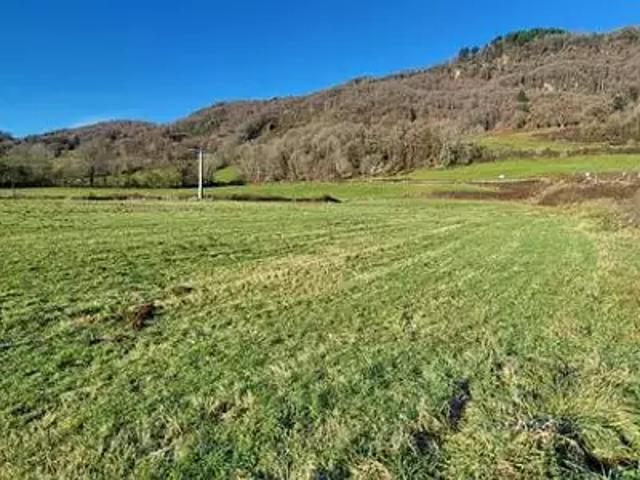 Vic sur Cère 15800 Achat / Vente terrain