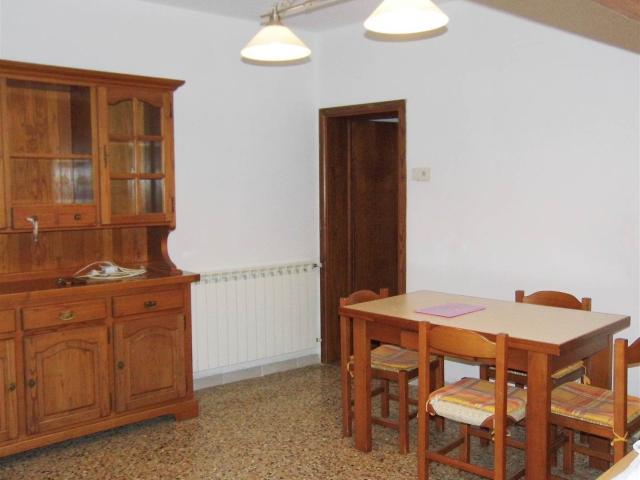 VICCHIO IN FRAZIONE 3 VANI PARZIALMENTE ARREDATO CONTRATTO 4+4 PRONTA CONSEGNA