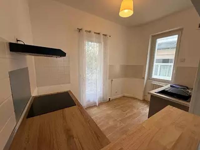 Vichy 03200 Achat / Vente appartement 2 pièces t2