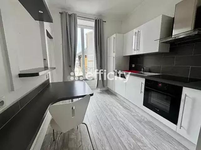 Vichy 03200 Achat / Vente appartement 3 pièces t3 cave