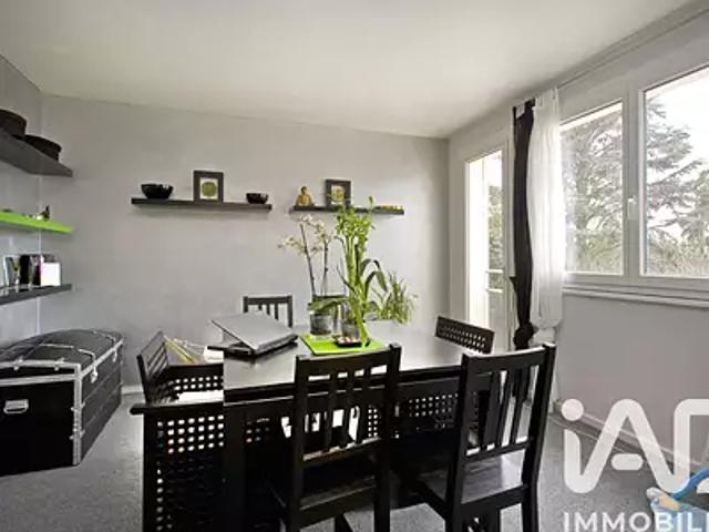 Vichy 03200 Achat / Vente appartement 3 pièces t3 parking
