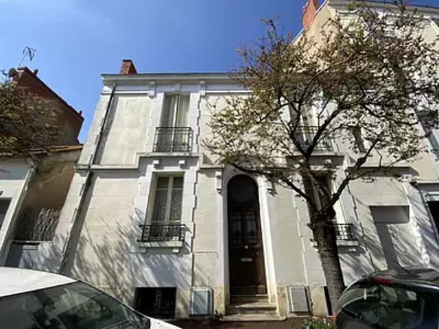 Vichy 03200 Achat / Vente maison 7 pièces t7