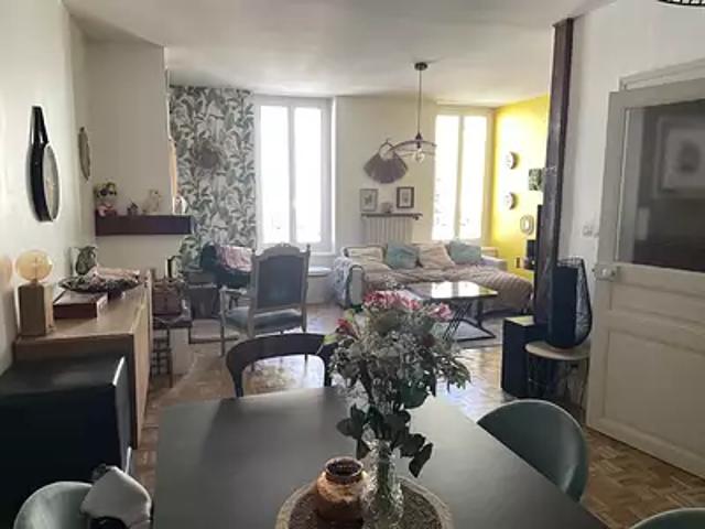 Vichy 03200 Achat / Vente maison 5 pièces t5