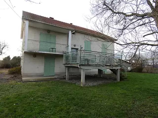 Vichy 03200 Achat / Vente maison 8 pièces t8 terrasse