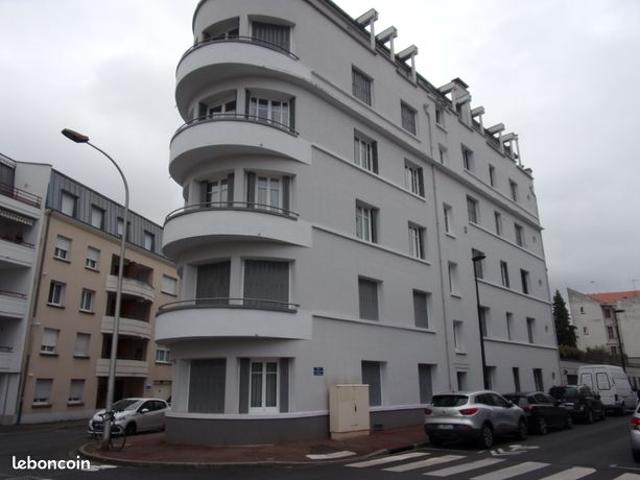 Vichy, proche plan d'eau, Appartement F3, libre