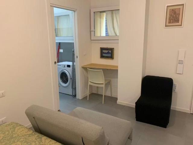 Vicolo degli Ariosti, Bologna, Emilia Romagna 40121