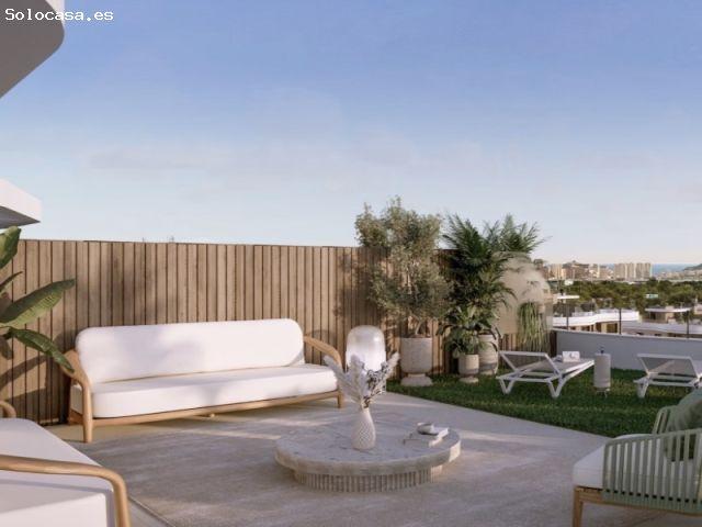 Vida Mediterránea Moderna con Vistas Panorámicas al Mar en Finestrat