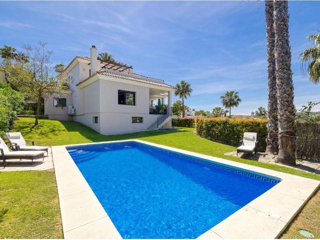 Vida de lujo en la Zona F: Villa excepcional en Sotogrande A. 530m² Sotogrande