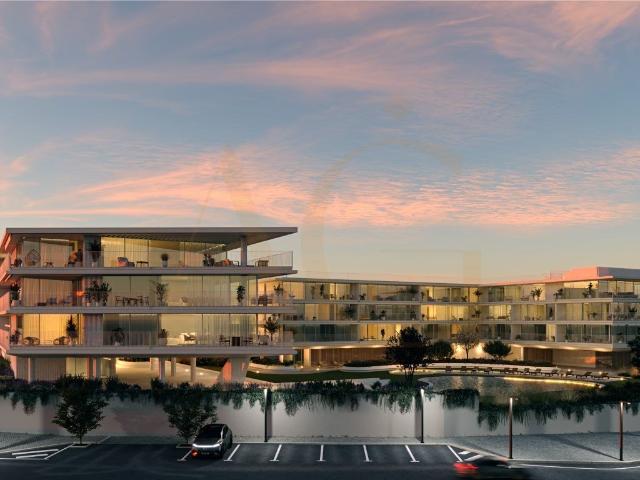 Vida de luxo exclusiva Apartamento T4 em condomínio com pi. 208m² Quarteira