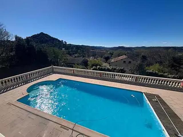 Vidauban 83550 Achat / Vente maison 8 pièces t8 piscine jardin