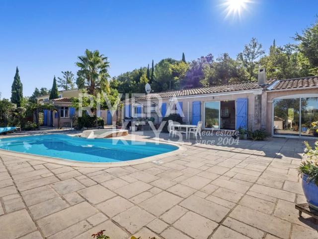 Vidauban: Villa moderne de plain pied avec 3 chambres, stud. 128m² Vidauban