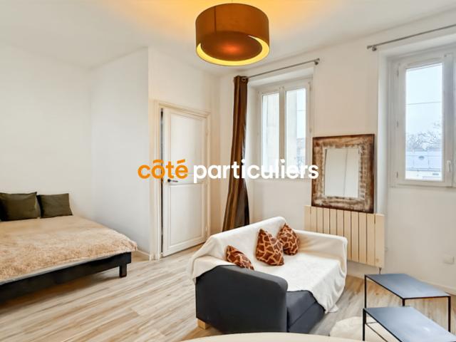 VIDEO DISPONIBLE. Charmant 2 pièces duplex en centre ville