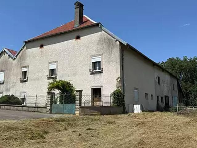 Viéthorey 25340 Achat / Vente maison 5 pièces t5 au dernier étage