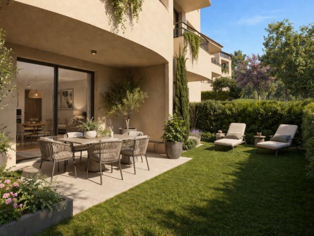 VIEUX VILLAGE T4 TRAVERSANT AVEC JARDIN EXPOSE SUD EST