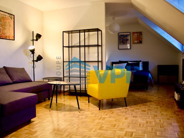 VIEUX CAROUGE – 2 möblierte Zimmer