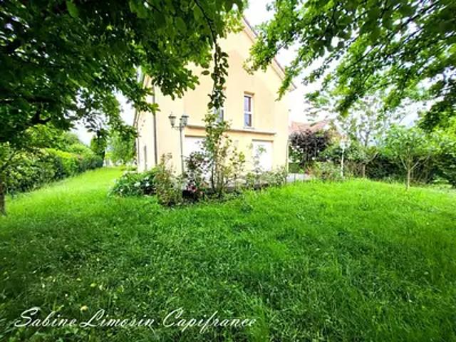 Vieux Charmont 25600 Achat / Vente maison 8 pièces t8 jardin terrasse