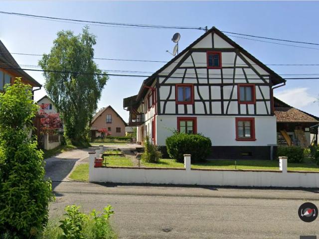 Vieux Ferrette Maison typique de 1945,10 pièces, 7 chambres. 232m² Vieux Ferrette
