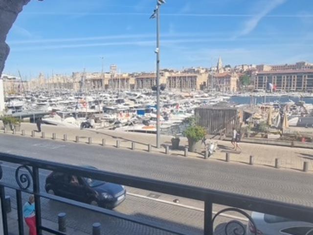 VIEUX PORT QUAI DES BELGES 1er, À LOUER LOCAL PROFESSIONNEL OU MIXTE HABITATION / PROFESSIONNEL