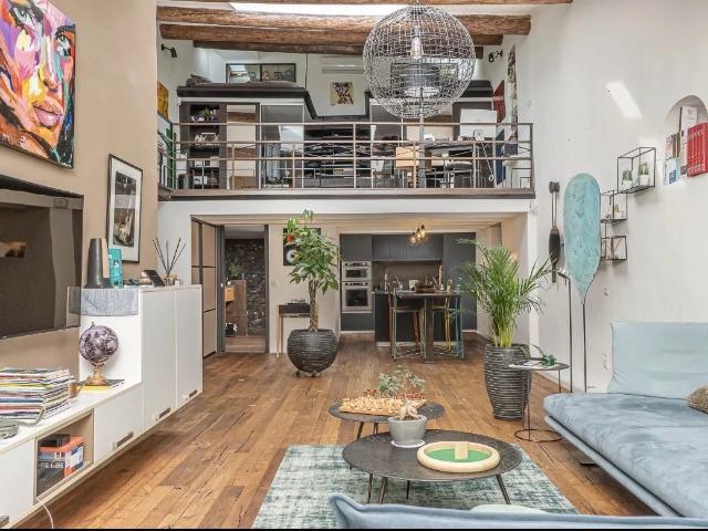 Marseille 7e, Vieux Port, DUPLEX T3 style loft, dernier étage
