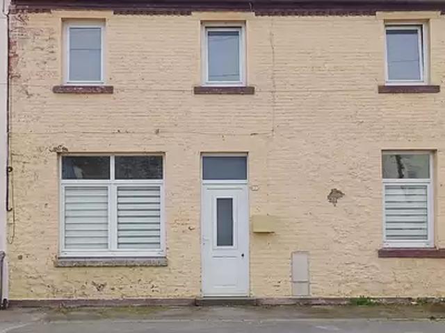 Vieux Reng 59600 Achat / Vente maison 5 pièces t5