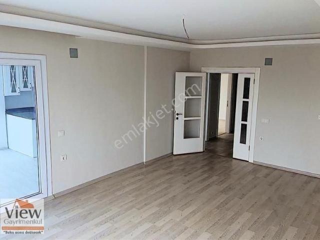 View'den Ana Yola 100 Metre 3 Cepheli 3+1 Site İçi Tece Merkezde