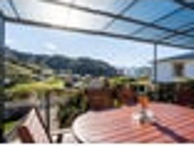 Views and comfort – extremely motivated vendors