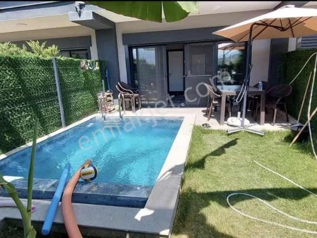 Views Emlak'tan Özel Havuzlu 3+1 Satılık Villa
