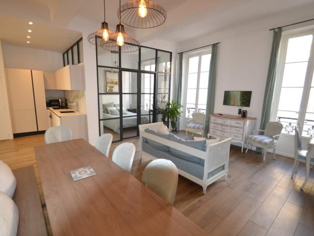 VIEIL ANTIBES RESIDENTIEL EXCLUSIVITE LUXUEUX 3 PIECES 58 M2