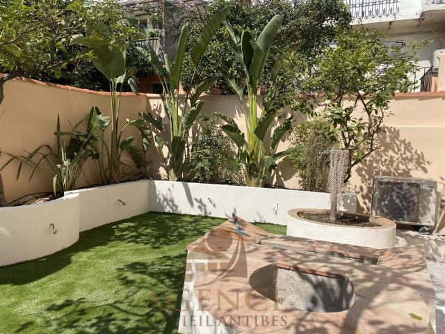 Vieil Antibes Rez De Jardin 107m2 106m² Antibes