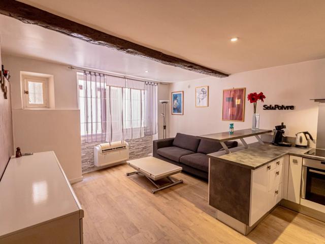 Vieil Antibes 2 pièces meublé état neuf et meublé 37m² Antibes