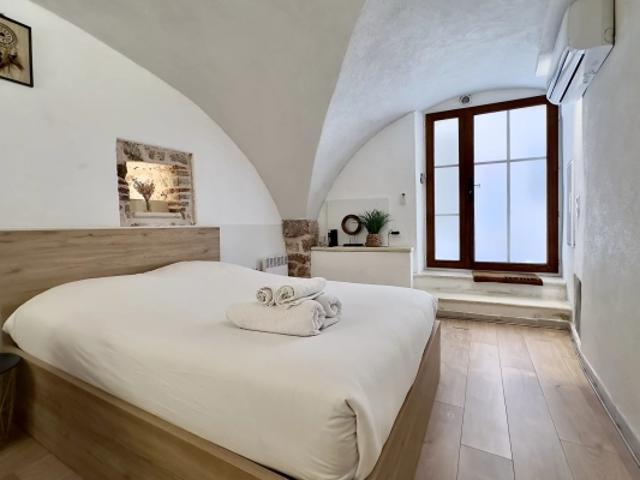 VIEILLE VILLE ANTIBES